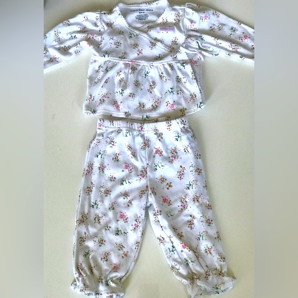 Calvin Klein Jeans Girls’ Two-Piece Outfit- 6-9 Months